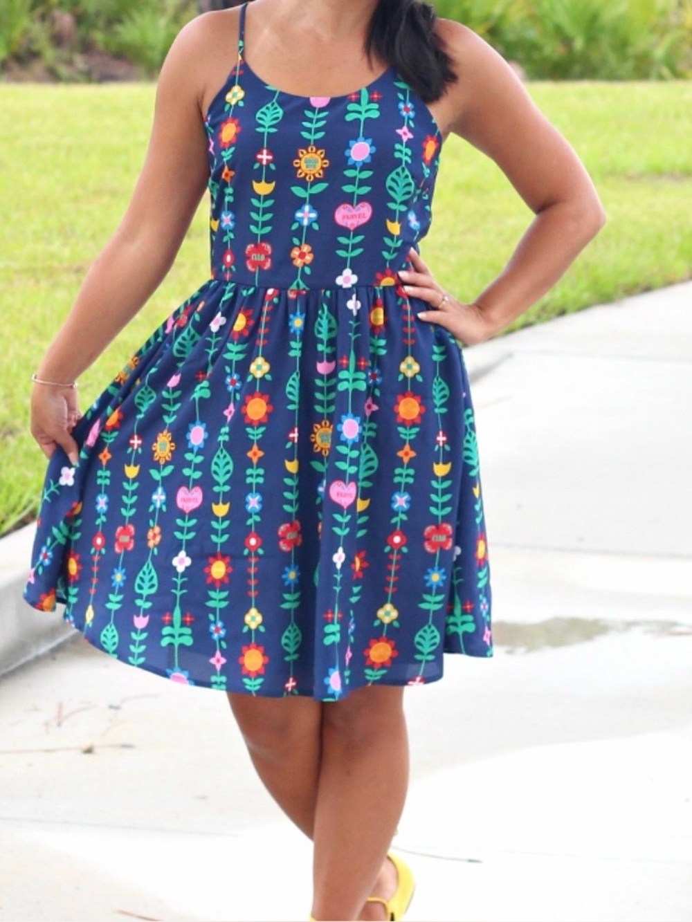 Disney Parks Women’s It’s A Small World Navy Floral Dress Medium